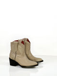 Load image into Gallery viewer, Cherokee Champagne Boots