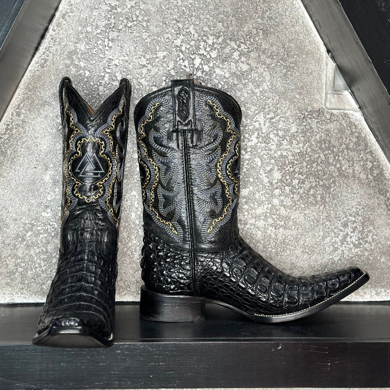 Ornament Lizard Dark Boots