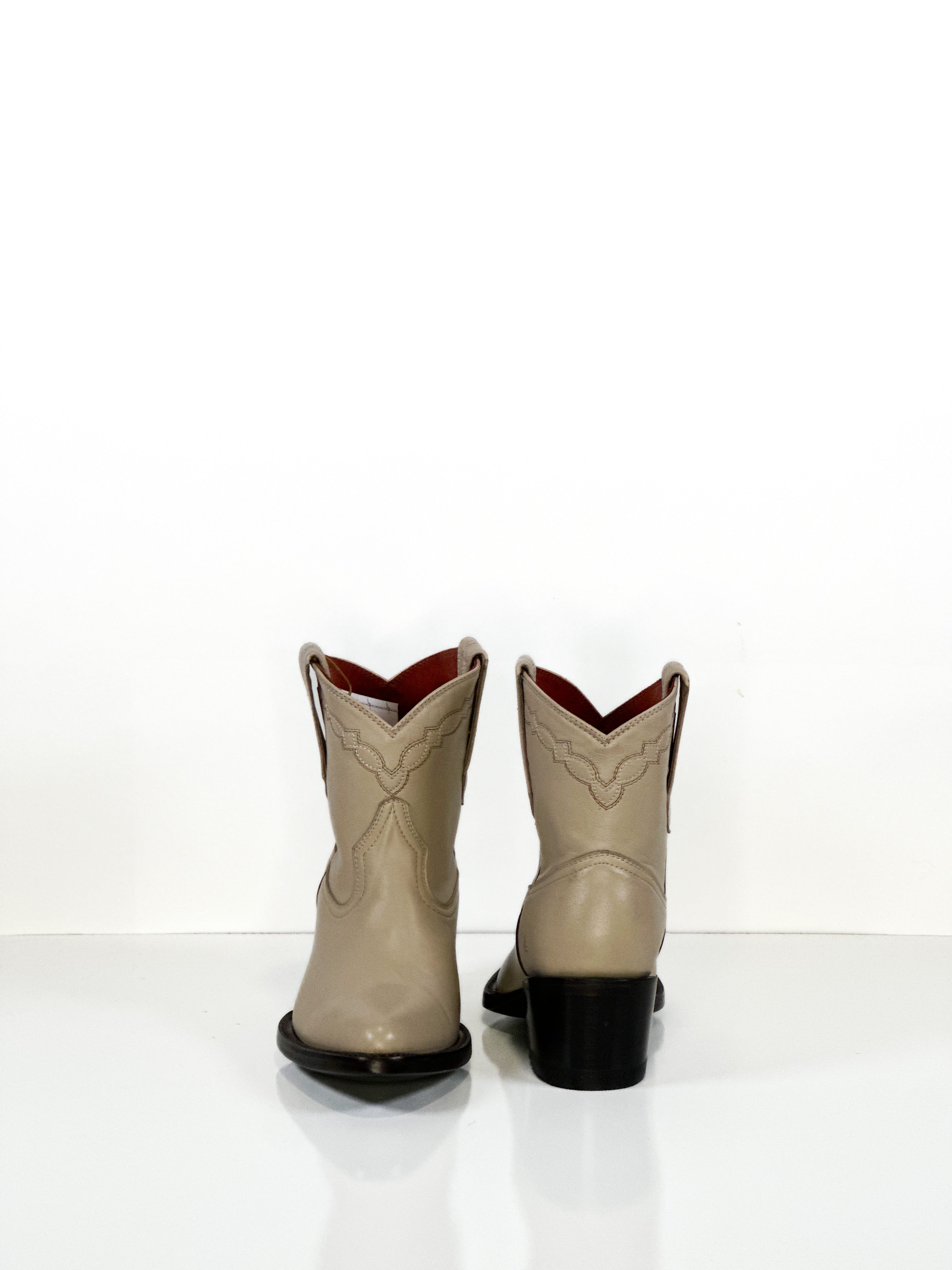 Cherokee Champagne Boots