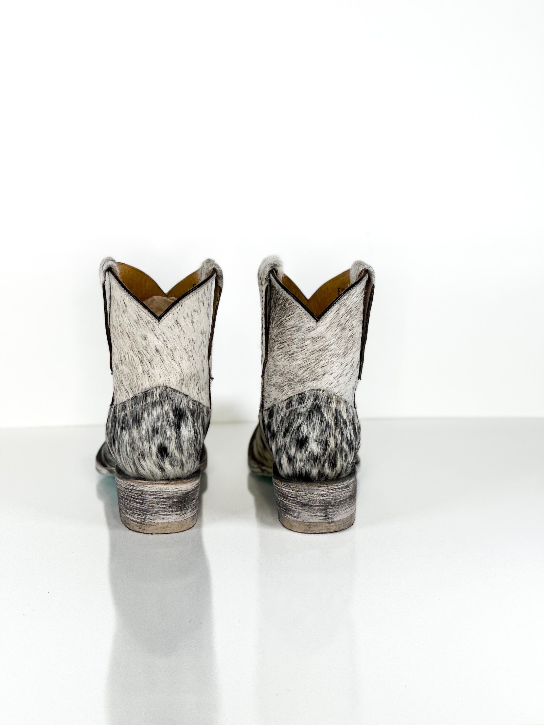 Azeri Tuxedo Cowhide Boots