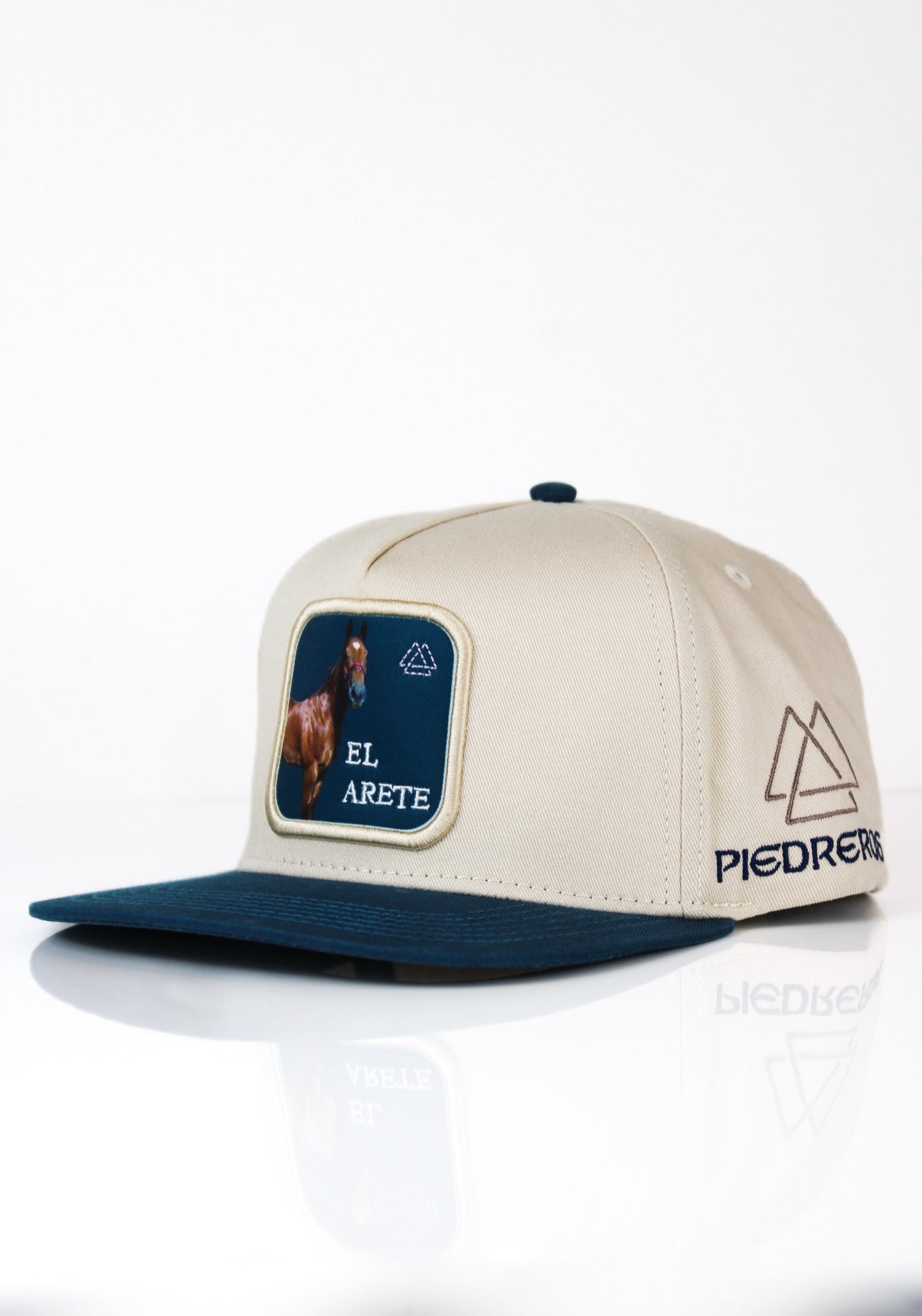 El Arete Horse Cap