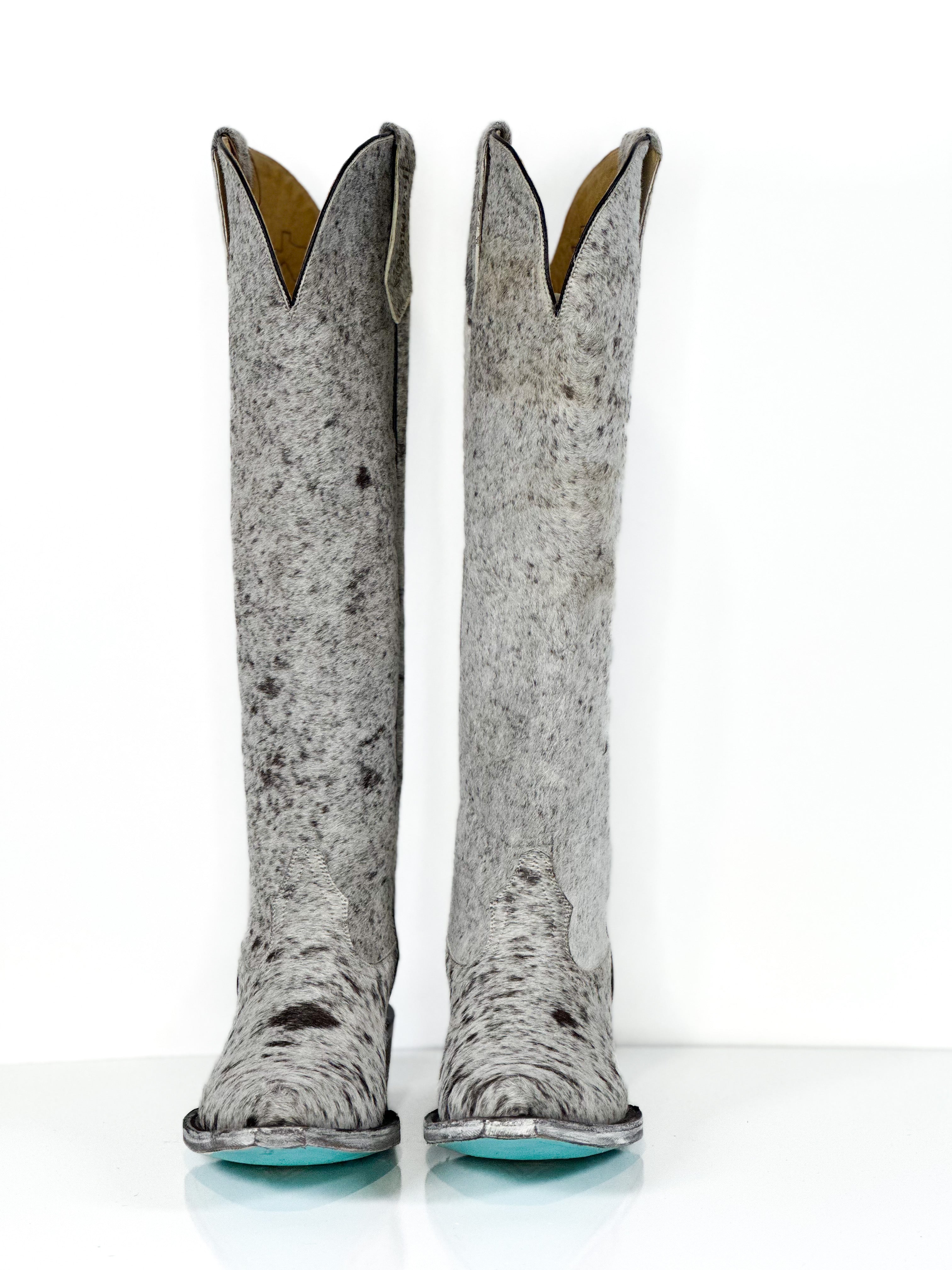 Azeri Desvane Cowhide