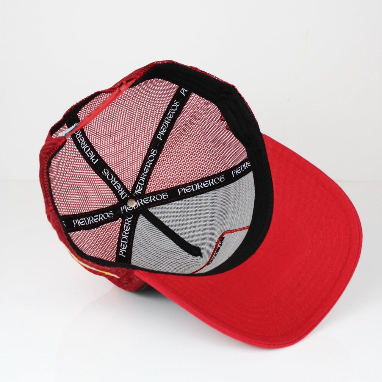 Sylvester Cap