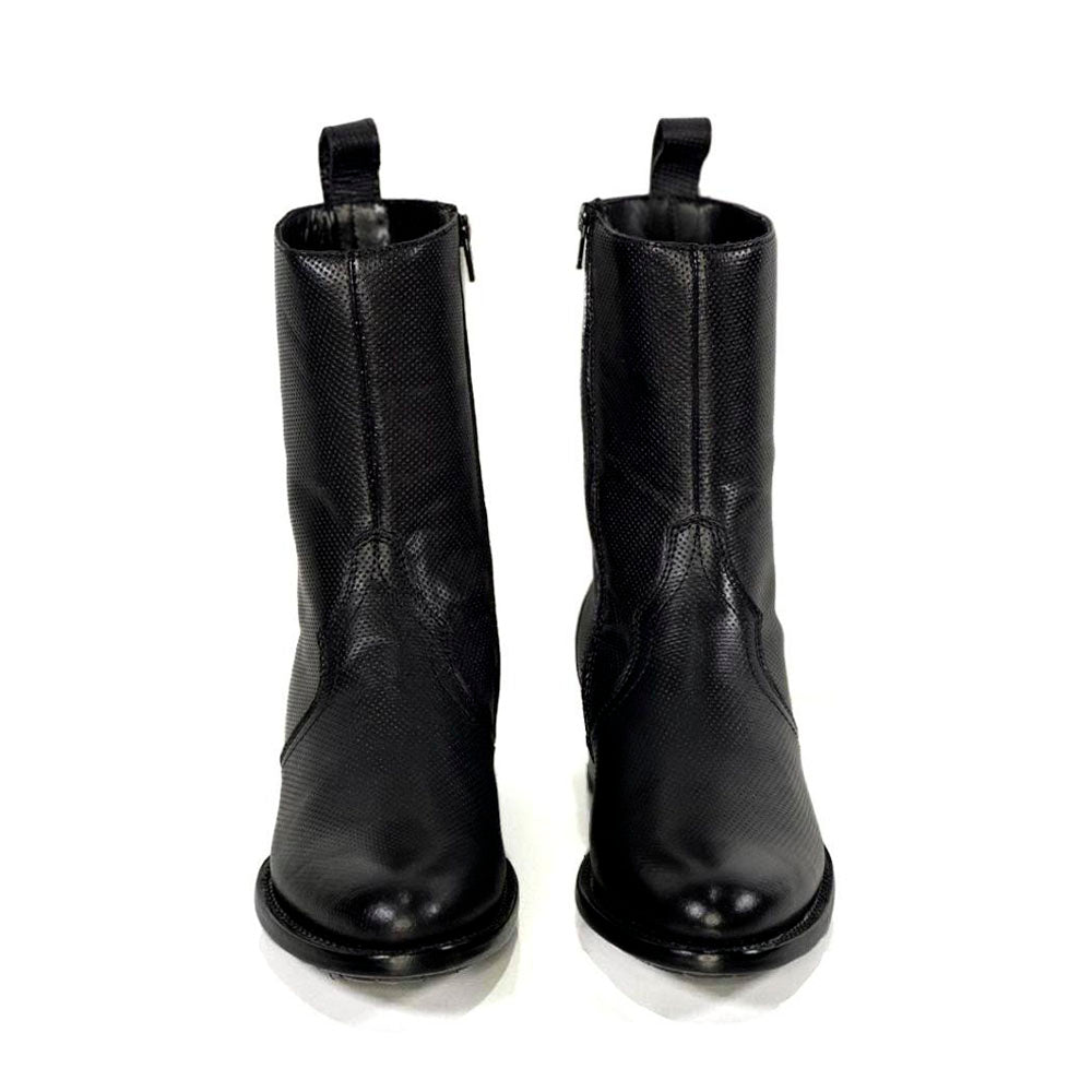 black star booties front