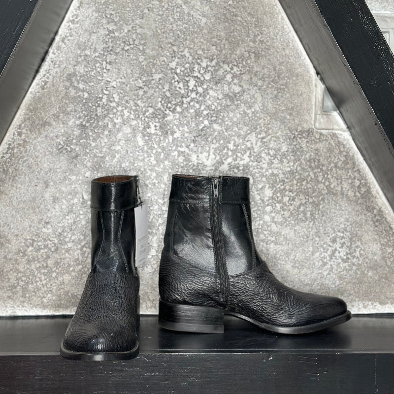 Obsidian Shadow Boots