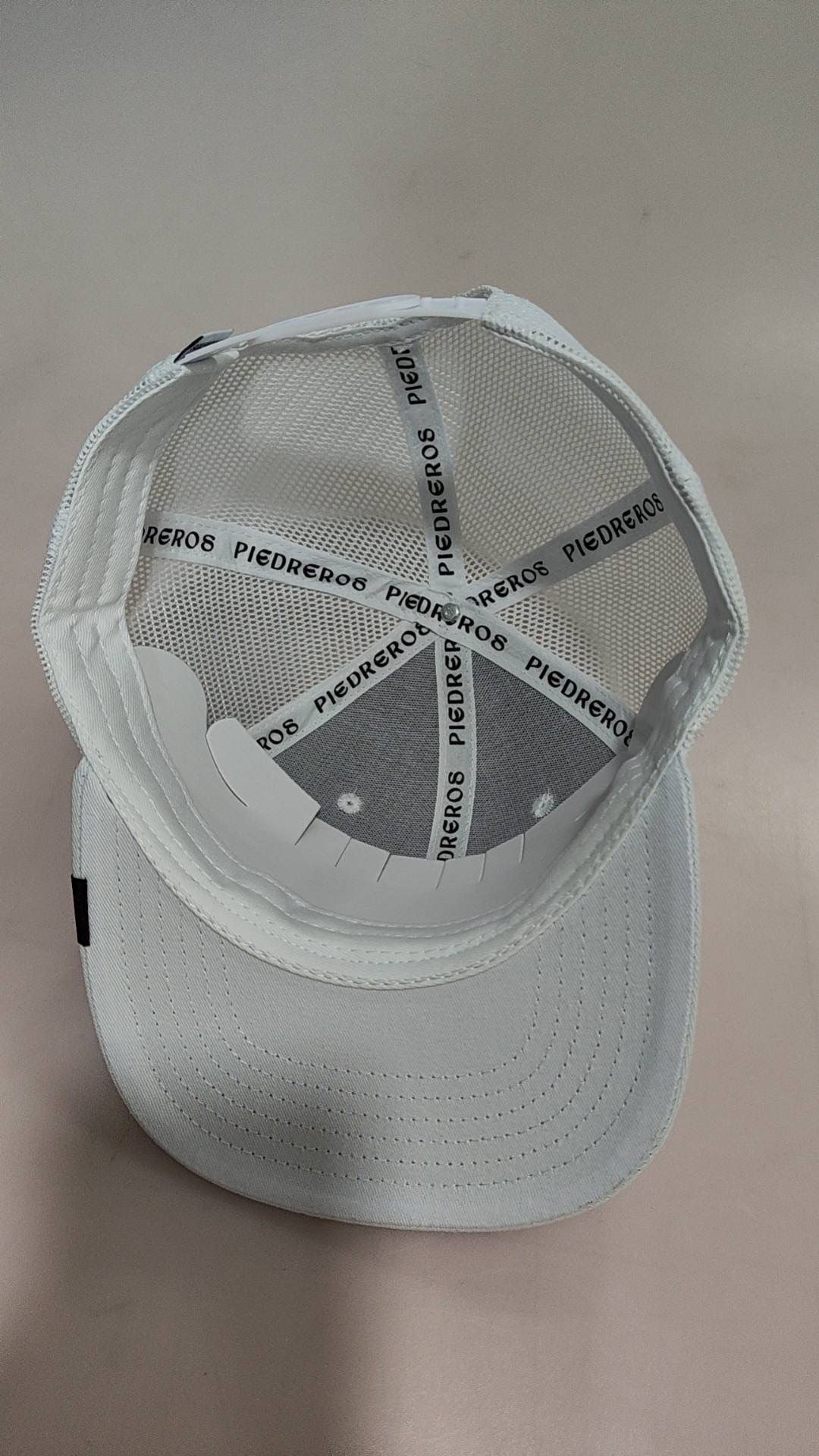 CP-Logo hat