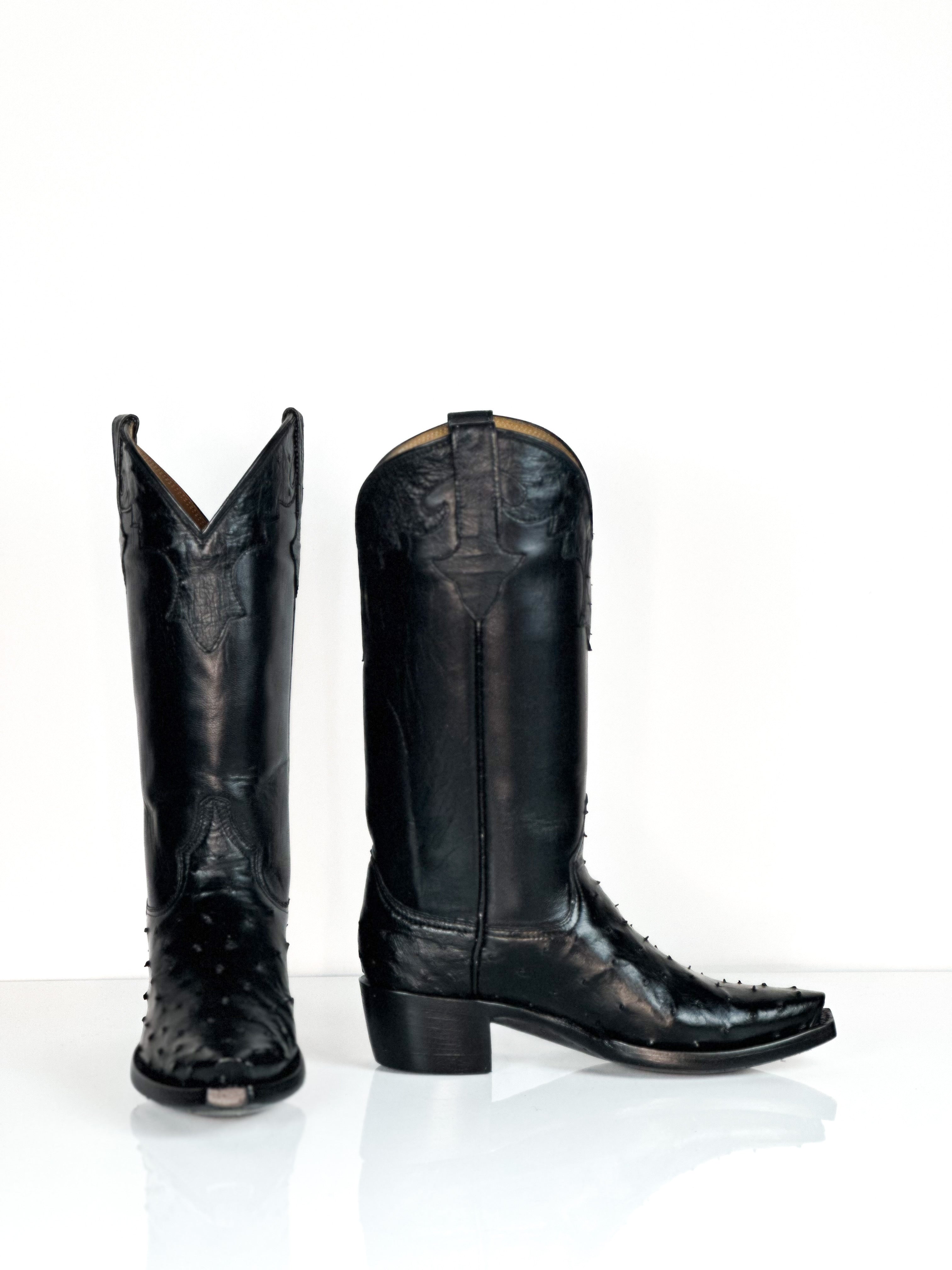 Women's- Tricorn Ostrich