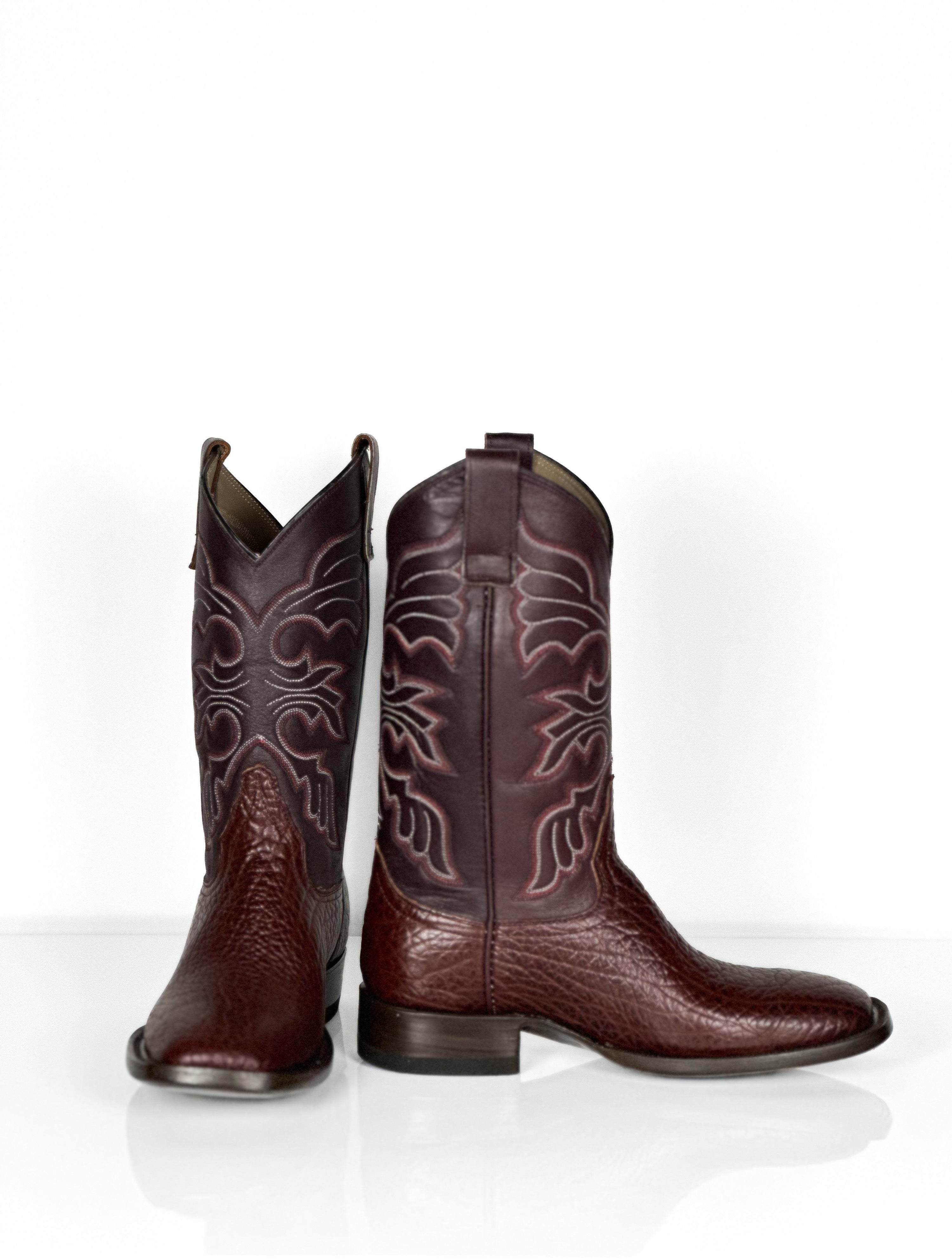 Velvet Bullsneck Boots