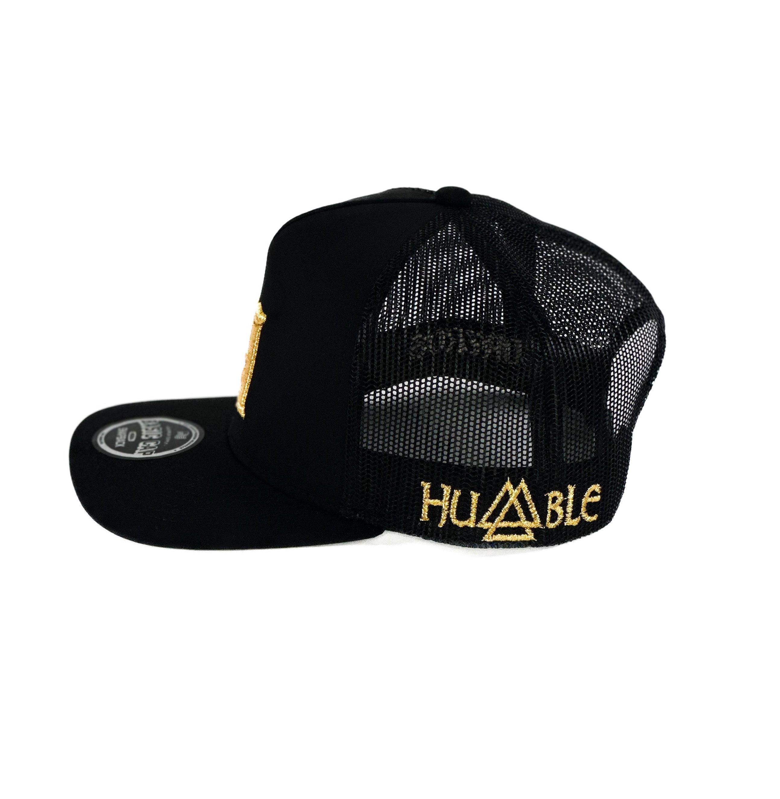 Black mesh Cap with golden h cuadra piedreros logo