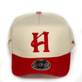 Cargar la imagen en la vista de la galería, Capital H Logo Beige & Red Cap
