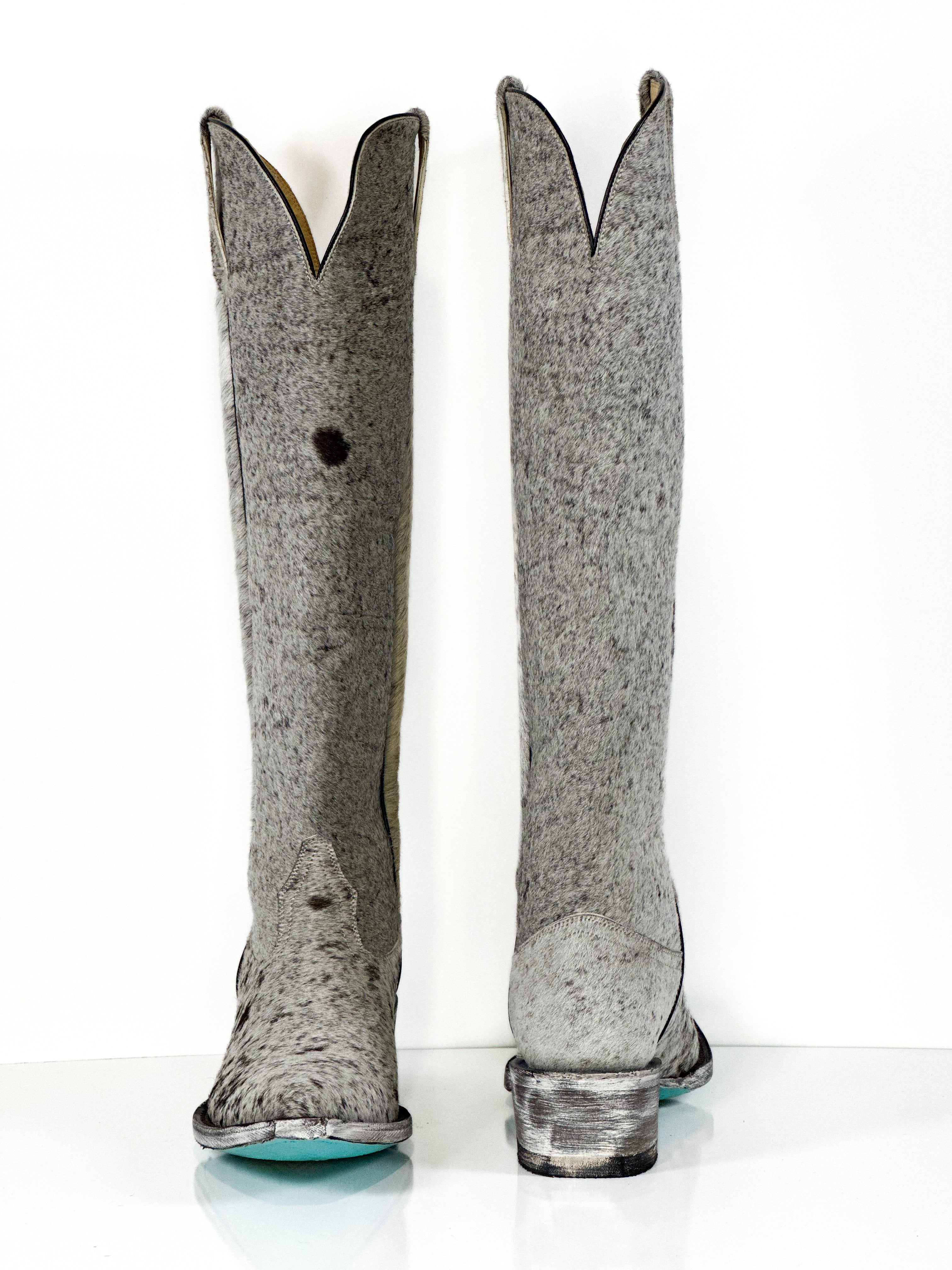 Azeri Savanna Cowhide