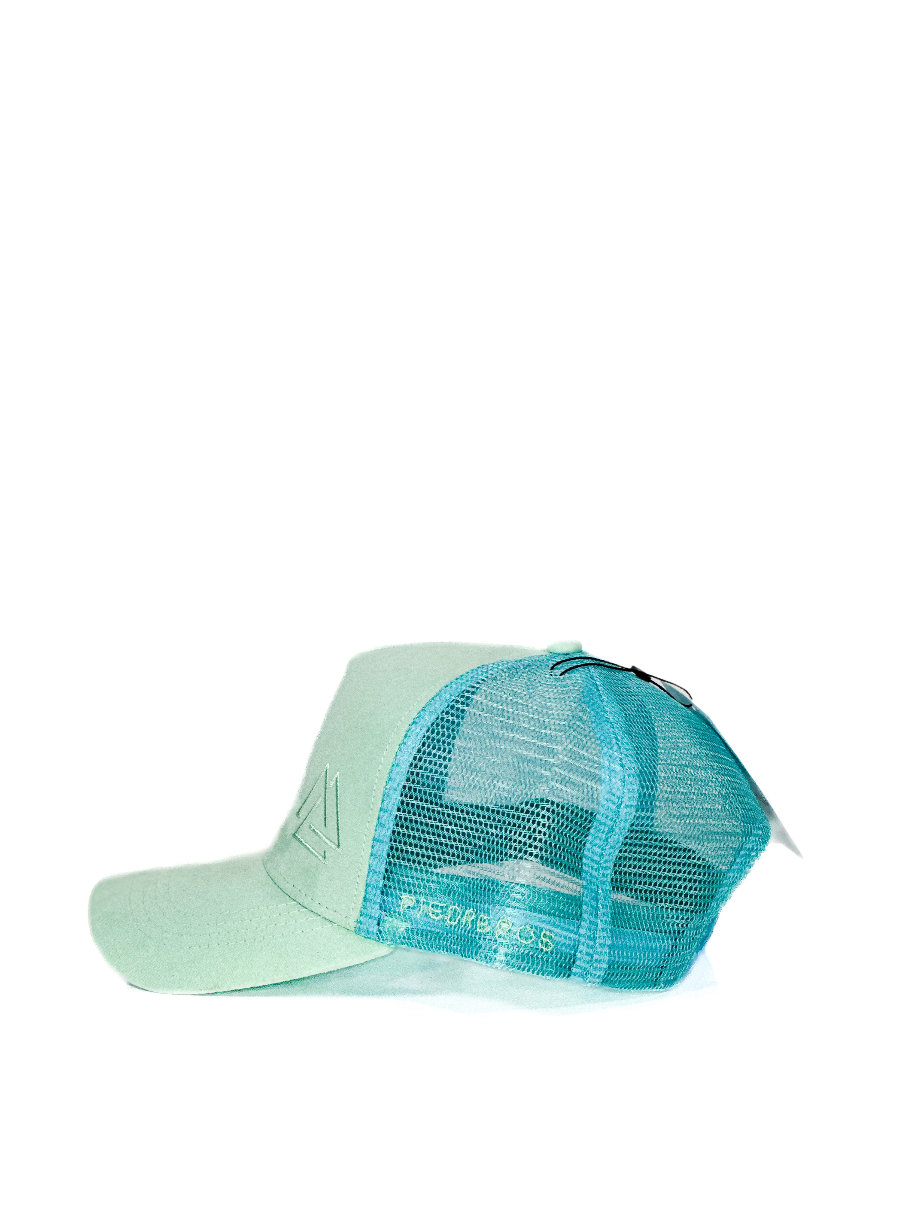 Suede trucker cap with logo on the side